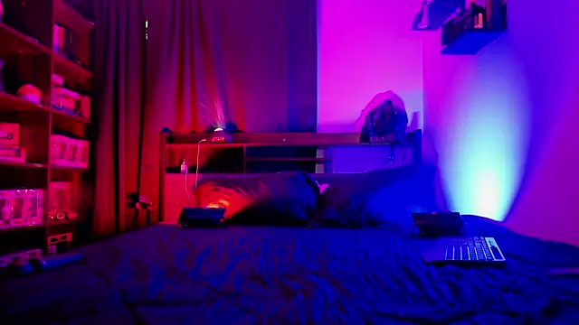 Mariana velezz online show from 05-15-26, 01:18