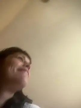 Snapshot of SarettaB90 chatting on 09-29-25, 12:10 SarettaB90 online show from 09-29-25, 12:10