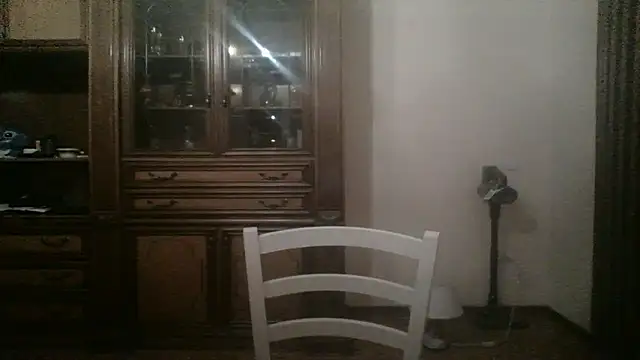 SarettaB90 online show from 12-21-25, 09:55