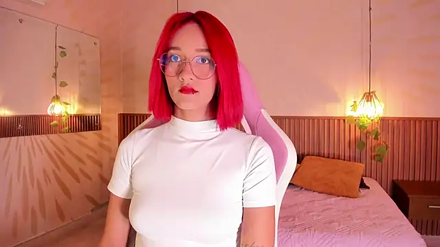 daphne courtis online show from 04-27-26, 03:15