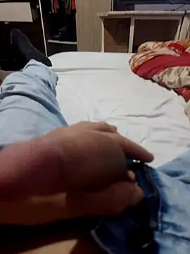 Snapshot of pauzaogrande1 chatting on 11-18-25, 06:23 pauzaogrande1 online show from 11-18-25, 06:23