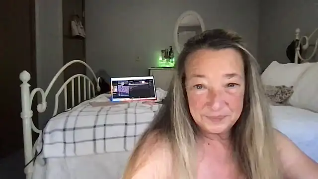 milf-Lacey online show from 10-16-25, 04:19