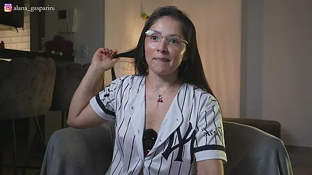 alana gasparini online show from 03-06-26, 02:30