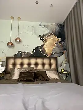 MiraXS online show from 03-08-26, 10:13