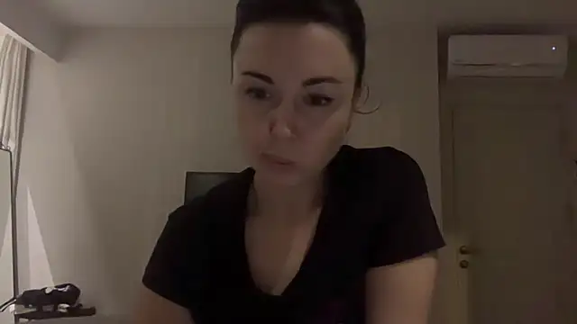 Gilin1 online show from 12-18-25, 08:48