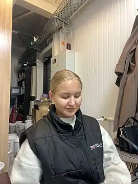 Snapshot of CandyVice chatting on 09-08-25, 05:12 CandyVice online show from 09-08-25, 05:12