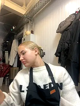 Snapshot of CandyVice chatting on 09-26-25, 06:12 CandyVice online show from 09-26-25, 06:12