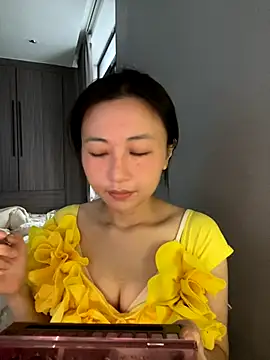 haiyan125216 online show from 12-03-25, 07:38