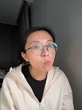 haiyan125216 online show from 02-09-26, 01:26