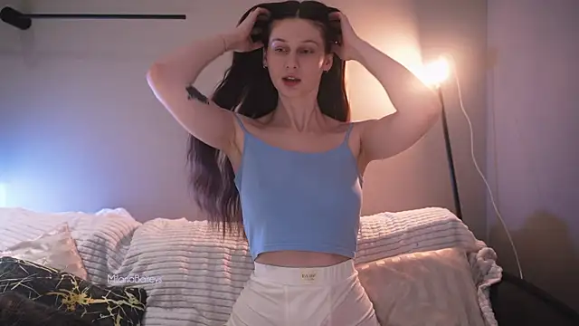 milanabaileys  online show from 11-29-25, 11:24