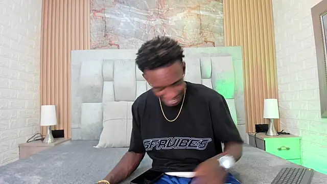 pipedark  online show from 09-19-25, 03:19