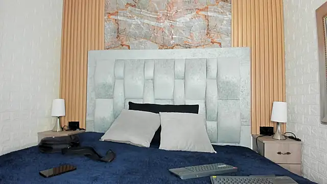 pipedark  online show from 10-03-25, 03:36