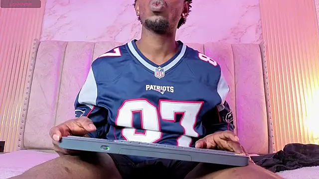 pipedark  online show from 11-16-25, 01:17