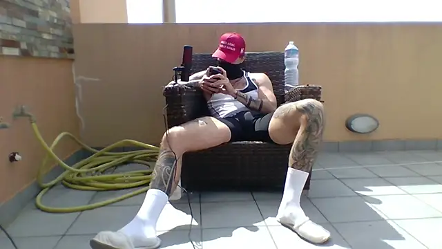 youngAlphaCouple online show from 03-25-26, 09:59