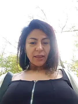 Arya Lexy online show from 10-25-25, 11:51