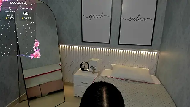 Ximenahott  online show from 09-20-25, 10:05