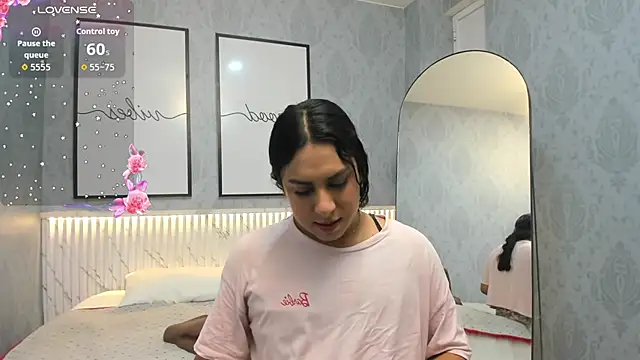 Ximenahott  online show from 10-05-25, 10:02