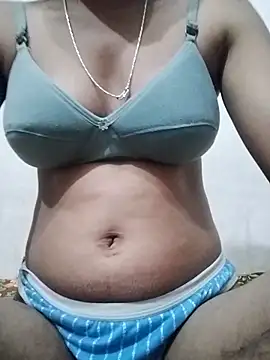 Snapshot of sonukavar chatting on 10-05-25, 02:10 sonukavar online show from 10-05-25, 02:10