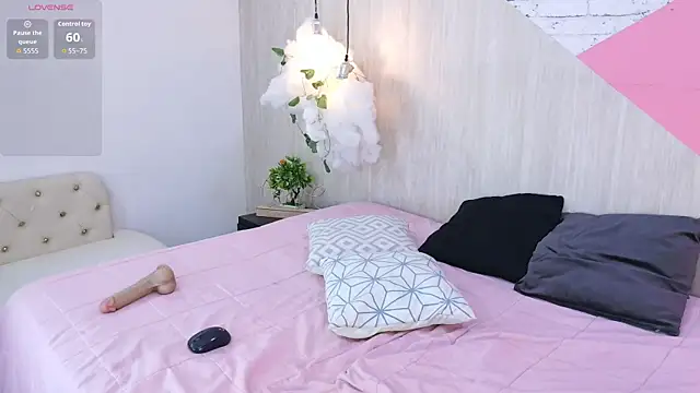 sophia brunette  online show from 02-28-26, 11:33