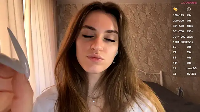 miainheat online show from 10-08-25, 08:34