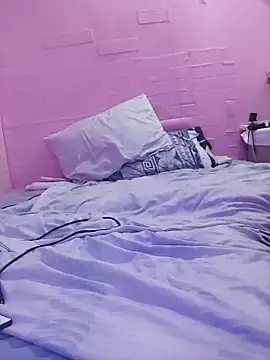 Snapshot of Kellye_hotTs chatting on 11-28-25, 08:55 Kellye hotTs online show from 11-28-25, 08:55