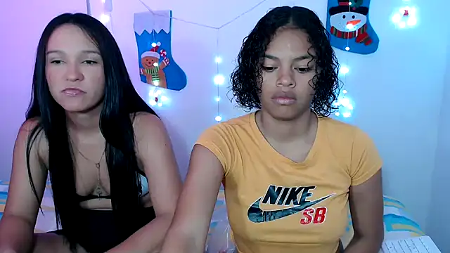 penelopeh  online show from 11-26-25, 07:15