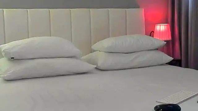 simonacavali online show from 04-20-26, 01:47