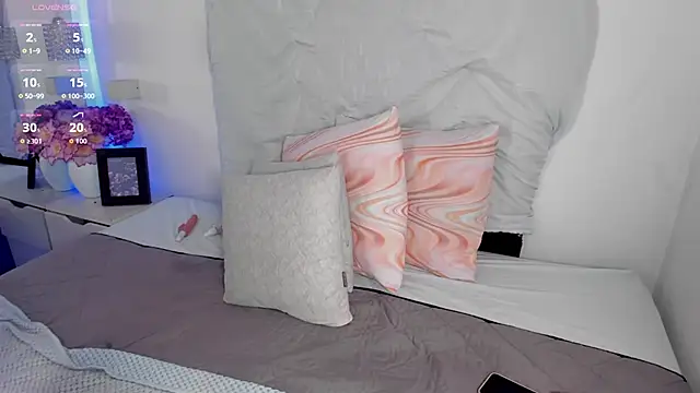 Snapshot of darle_volant chatting on 09-14-25, 01:16 darle volant online show from 09-14-25, 01:16