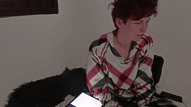 Snapshot of nyxofempusa chatting on 10-23-25, 07:18 nyxofempusa online show from 10-23-25, 07:18