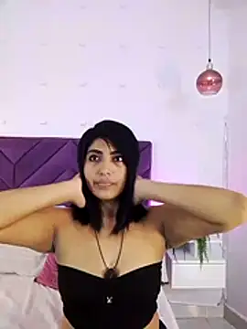 Kaylachannell online show from 04-27-26, 03:48