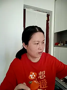 chengcheng12 online show from 10-12-25, 12:42