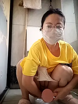 chengcheng12 online show from 10-31-25, 11:50