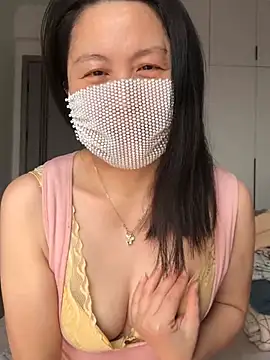 chengcheng12 online show from 02-05-26, 03:44