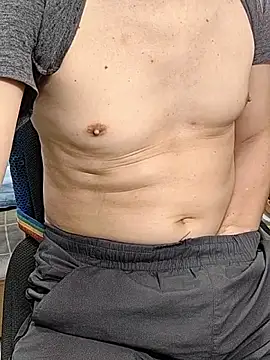 25monster online show from 04-12-26, 05:23