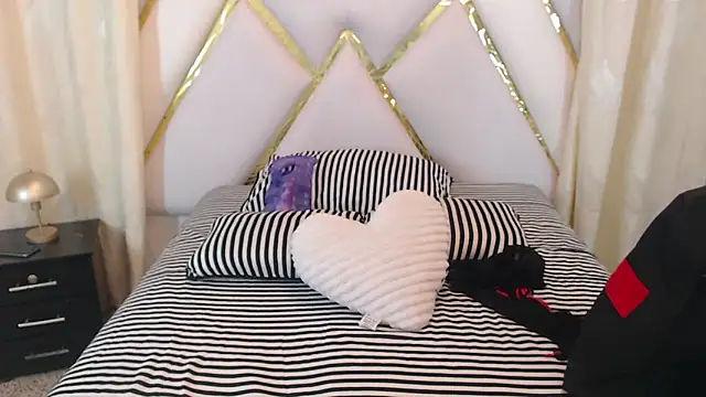 Snapshot of Madison_Copers chatting on 09-09-25, 11:43 Madison Copers online show from 09-09-25, 11:43