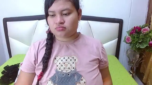 Snapshot of Madison_Copers chatting on 10-12-25, 12:04 Madison Copers online show from 10-12-25, 12:04