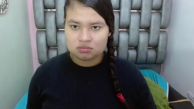 Snapshot of Madison_Copers chatting on 10-17-25, 12:19 Madison Copers online show from 10-17-25, 12:19