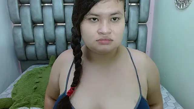 Snapshot of Madison_Copers chatting on 10-22-25, 12:27 Madison Copers online show from 10-22-25, 12:27