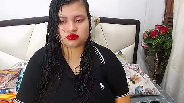 Snapshot of Madison_Copers chatting on 11-28-25, 12:46 Madison Copers online show from 11-28-25, 12:46