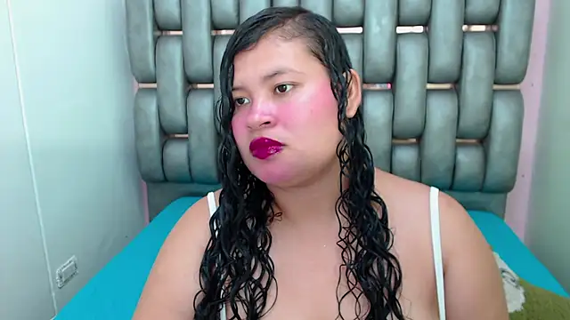 Snapshot of Madison_Copers chatting on 11-30-25, 01:20 Madison Copers online show from 11-30-25, 01:20