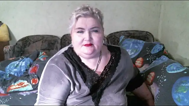 Snapshot of Lana555 chatting on 02-24-25, 08:47 Lana555 online show from 02-24-25, 08:47