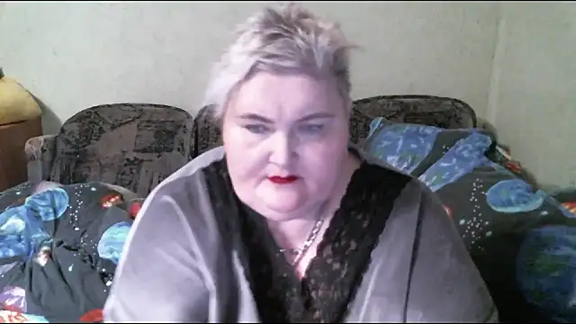 Snapshot of Lana555 chatting on 02-25-25, 04:21 Lana555 online show from 02-25-25, 04:21