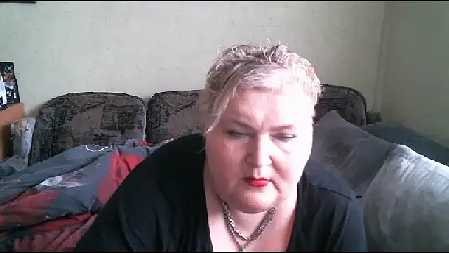 Snapshot of Lana555 chatting on 03-16-25, 10:22 Lana555 online show from 03-16-25, 10:22