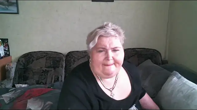 Snapshot of Lana555 chatting on 03-17-25, 02:34 Lana555 online show from 03-17-25, 02:34