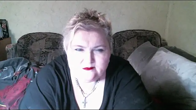 Snapshot of Lana555 chatting on 03-17-25, 08:40 Lana555 online show from 03-17-25, 08:40