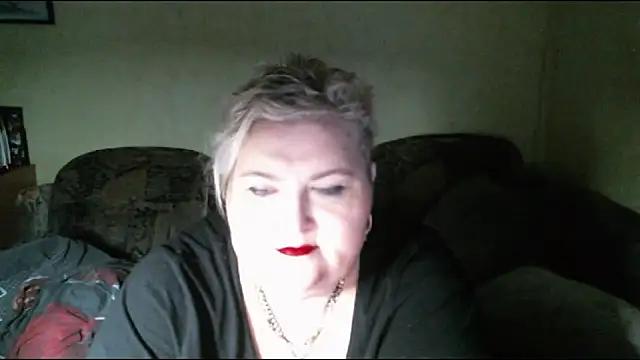 Snapshot of Lana555 chatting on 03-17-25, 11:43 Lana555 online show from 03-17-25, 11:43