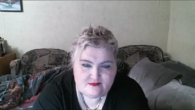 Snapshot of Lana555 chatting on 03-21-25, 04:51 Lana555 online show from 03-21-25, 04:51
