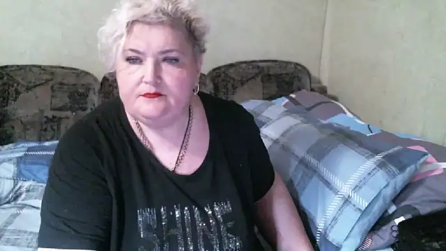 Snapshot of Lana555 chatting on 09-13-25, 11:04 Lana555 online show from 09-13-25, 11:04