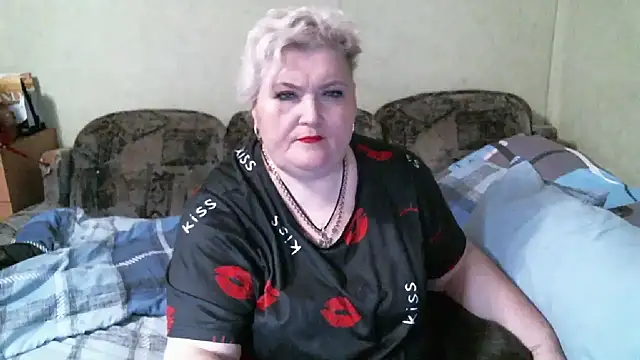 Snapshot of Lana555 chatting on 09-17-25, 12:45 Lana555 online show from 09-17-25, 12:45