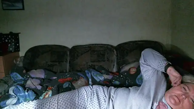 Snapshot of Lana555 chatting on 10-15-25, 12:55 Lana555 online show from 10-15-25, 12:55